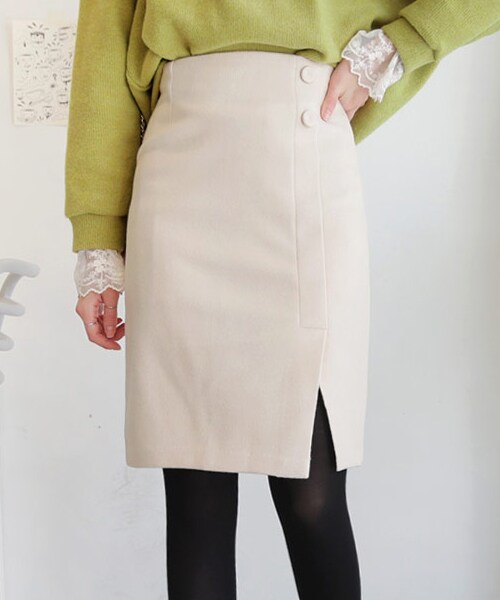 DHOLIC（ディーホリック）の「ボタンサイドスリットスカート（スカート・レディース・ブラウン/ブラック/ベージュ・S/M）」の3枚目の写真