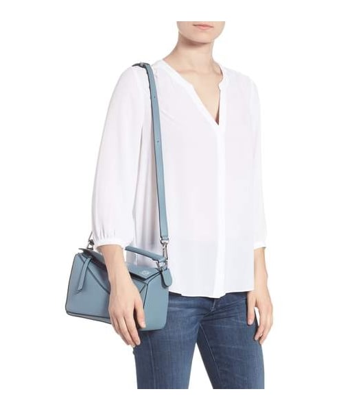 LOEWE(ロエベ)の「LOEWE Small Puzzle Shoulder Bag(ショルダーバッグ・レディース・Beige/Black/Blue/Yellow・One Size)」の8枚目の写真