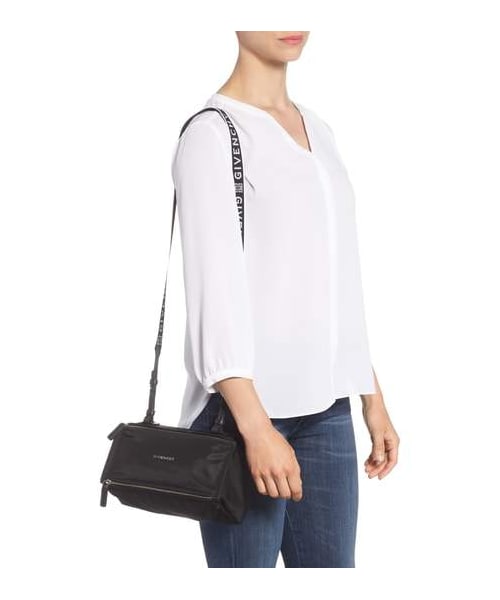 GIVENCHY（ジバンシイ）の「Givenchy Mini Pandora Nylon