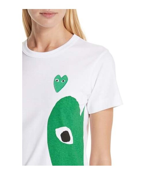 COMME des GARCONS（コムデギャルソン）の「Comme des Garcons PLAY Half Heart Graphic Tee（Tシャツ/カットソー・レディース・White・Medium/X-small）」の4枚目の写真