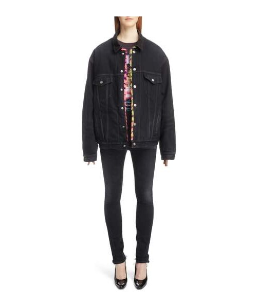 BALENCIAGA（バレンシアガ）の「Balenciaga Boyband Graphic Tee（Tシャツ/カットソー・レディース・Black・X-small）」の2枚目の写真