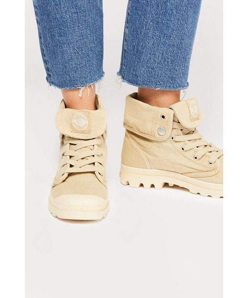 PALLADIUM(パラディウム)の「Palladium Baggy Boot(ブーツ・レディース・Beige・8/8.5/9/5/9.5/5.5/10/6/6.5/7/7.5)」の4枚目の写真