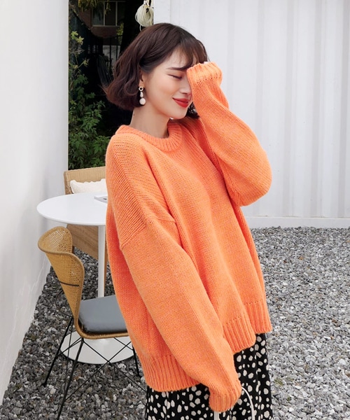 DHOLIC（ディーホリック）の「ドロップショルダーラウンドネックニット