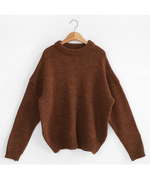 DHOLIC（ディーホリック）の「ドロップショルダーラウンドネックニット