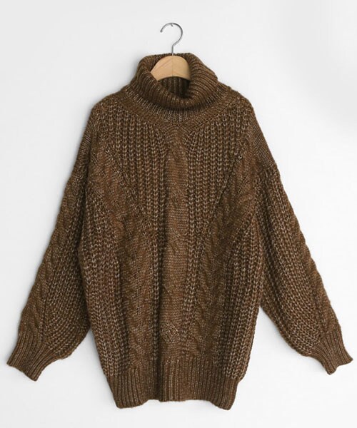 DHOLIC（ディーホリック）の「タートルネックツイストニット（ニット/セーター・レディース・ベージュ/ブラウン・FREE）」の2枚目の写真