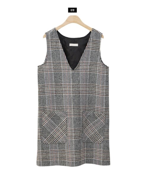 Dailyabout(デイリーアバウト)の「Vネックチェック柄ワンピース(ワンピース・レディース・ブラック・FREE)」の1枚目の写真