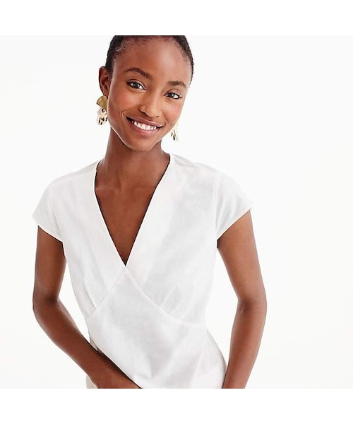 J.Crew（ジェイクルー）の「Universal Standard for J.Crew linen Vneck top（トップス