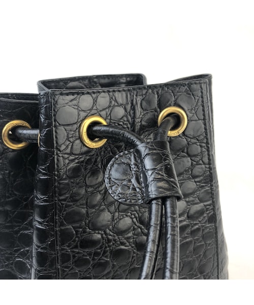 サルヴァトーレフェラガモリュッククロコ