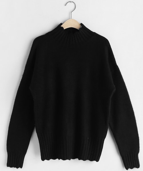 DHOLIC（ディーホリック）の「スカラップリブヘムハイネックニット（ニット/セーター・レディース・ブルー/ホワイト/ブラック・FREE）」の3枚目の写真