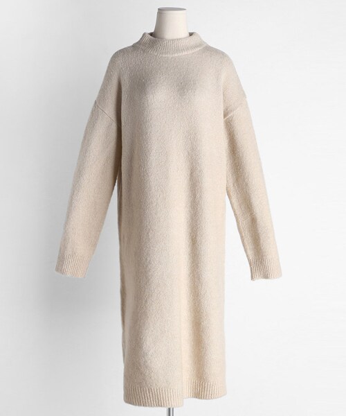 DHOLIC（ディーホリック）の「ハーフネックスリットニットワンピース（ワンピース・レディース・ブルー/ベージュ/ブラック/ブラウン・FREE）」の4枚目の写真