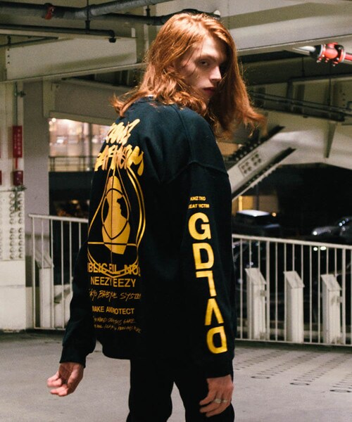 KaneZ（ケインズ）の「KaneZ GDLVD CREW SWEAT【ブラック】（スウェット・メンズ・ブラック・F）」の2枚目の写真