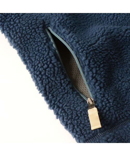 patagonia(パタゴニア)の「patagonia WOMEN'S パタゴニア CLASSIC RETRO-X VEST クラシックレトロXベスト 軽量ボアベスト・23083・23048(ベスト・レディース・その他)」の6枚目の写真