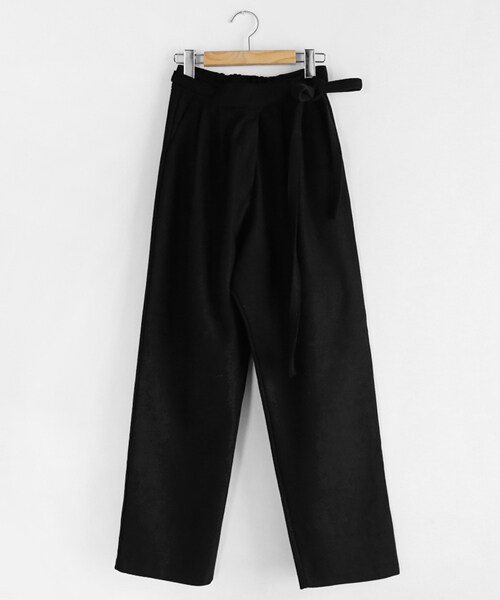 DHOLIC（ディーホリック）の「ウエストストラップタックパンツ（その他パンツ・レディース・ブラウン/ブラック・FREE）」の2枚目の写真