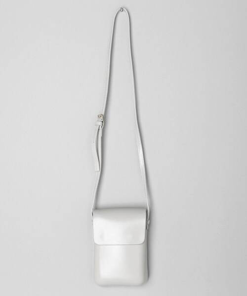 DHOLIC（ディーホリック）の「ミニマルスクエアショルダーバッグ（ショルダーバッグ・レディース・ブラウン/ブラック/ホワイト/ベージュ・FREE）」の2枚目の写真