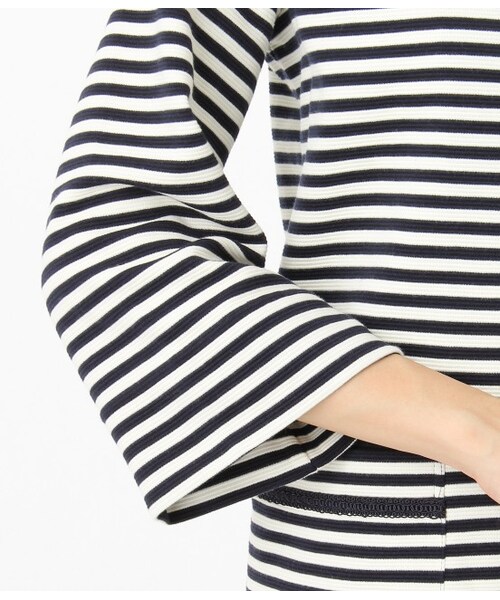 ROPE' PICNIC（ロペピクニック）の「【先行受注】リップルボーダー&無地配色ボタンノーカラーコート（コート・レディース・ネイビー/ネイビー系/ベージュ・38）」の8枚目の写真