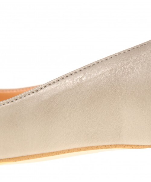 ROPE'（ロペ）の「【先行受注】ポインテッドフラットシューズ★春の新作★（パンプス・レディース・グレー/イエロー/ホワイト系・36/37/38）」の9枚目の写真