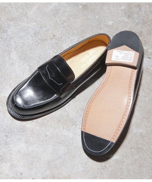 ADAM ET ROPE'(アダムエロペ)の「【OCEANS6月号掲載】スムースレザー ペニーロファー(シューズ・メンズ・ブラック/ネイビー・41.0/43.0)」の8枚目の写真
