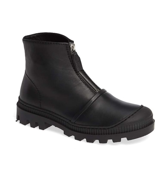 LOEWE（ロエベ）の「LOEWE Front Zip Boot（ブーツ）」 - WEAR