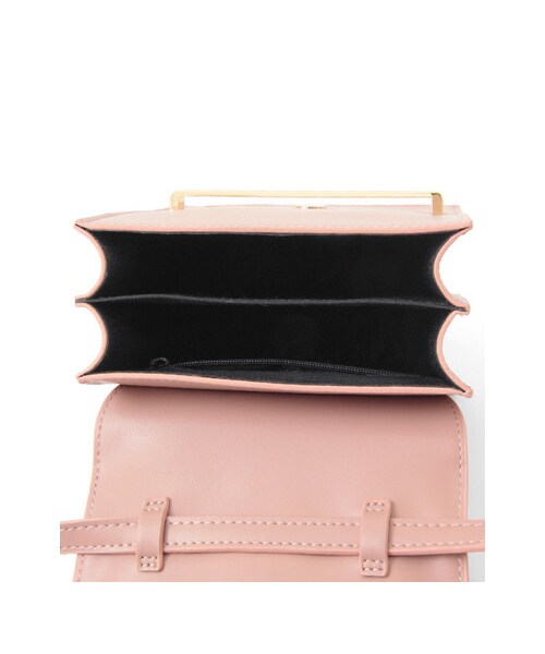 URBAN RESEARCH（アーバンリサーチ）の「UNDER BAR RAW.@MINIMALISTIC　CLASSIC SHOULDER BAG（バッグ・レディース・PINK/BLACK・-）」の12枚目の写真