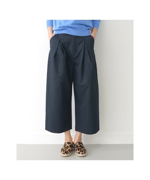 URBAN RESEARCH DOORS（アーバンリサーチドアーズ）の「タックワイドパンツ（パンツ・レディース・ネイビー/シロ・36/38）」の7枚目の写真