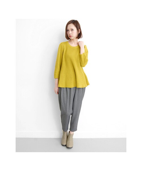 KBF（ケイビーエフ）の「KBF+ フロント折り返しカットソーパンツ（パンツ・レディース・グレー/ブラック・one）」の4枚目の写真