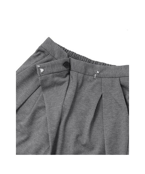 KBF（ケイビーエフ）の「KBF+ フロント折り返しカットソーパンツ（パンツ・レディース・グレー/ブラック・one）」の9枚目の写真