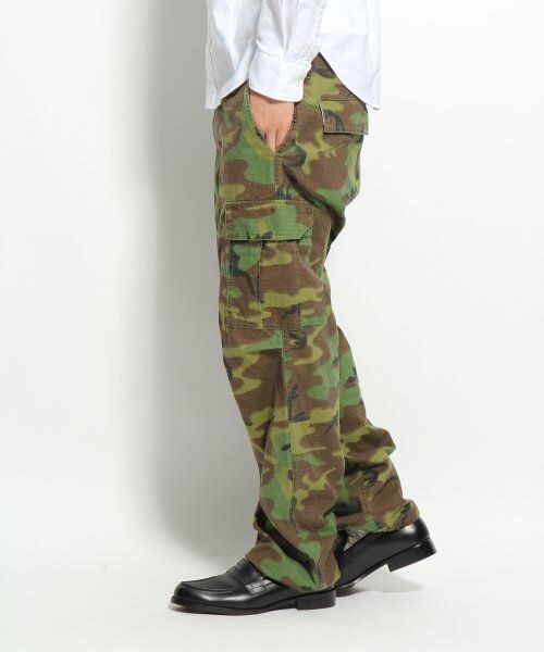 GLOBAL WORK（グローバルワーク）の「リップワイドカーゴパンツ（パンツ・メンズ・カモフラ78/カーキ72・Ｌ/Ｍ/Ｓ）」の6枚目の写真