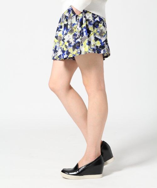 LEPSIM（レプシィム）の「デジタルカモフラキュロット（パンツ・レディース・イエロー/カーキ・ＦREE SIZE）」の3枚目の写真