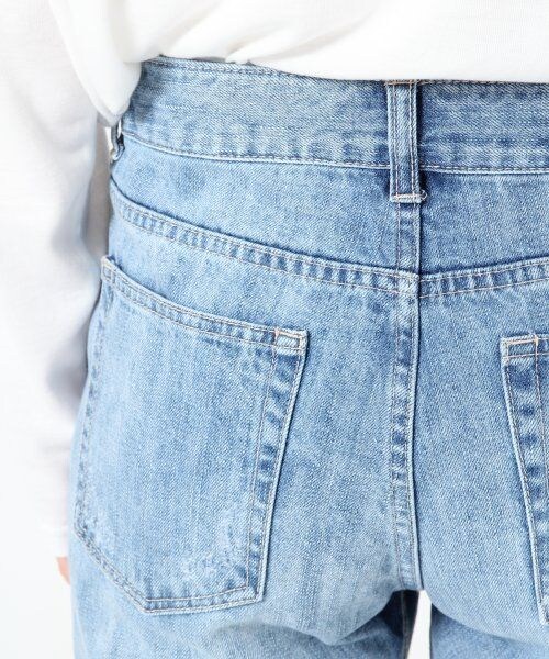 Heather（ヘザー）の「デニムダメージテーパードパンツ（パンツ・レディース・ライトブルー/ブルー・Ｍ/Ｓ）」の8枚目の写真