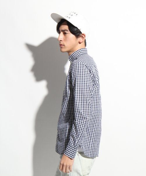 LOWRYS FARM(ローリーズファーム)の「ギンガムチェックシャツ(トップス・メンズ・ネイビー/レッド/ブラック/ブルー・L/M)」の5枚目の写真