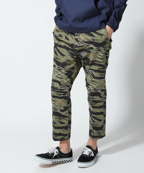 RAGEBLUE（レイジブルー）の「ストレッチガラアンクルパンツ（パンツ・メンズ・ホワイト×ネイビー/カモフラ02/カモフラ01・Ｌ/Ｍ）」の2枚目の写真