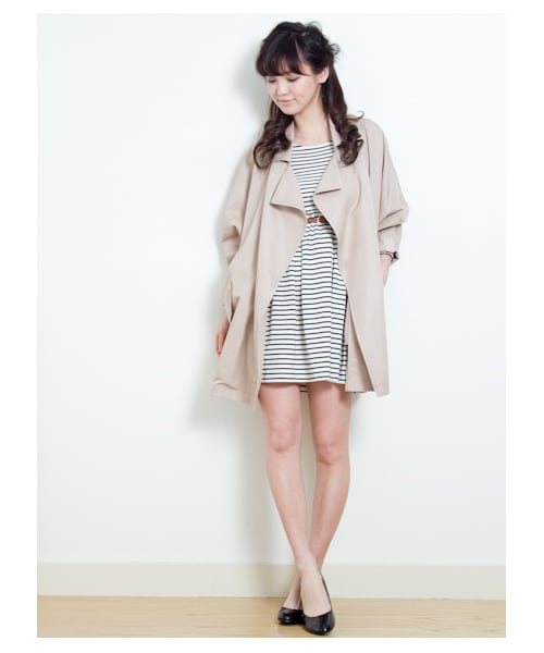 earth music&ecology（アースミュージックアンドエコロジー）の「ニュアンスビッグコート（コート　・レディース・ピンクベージュ/カーキ/ベージュ・F）」の4枚目の写真