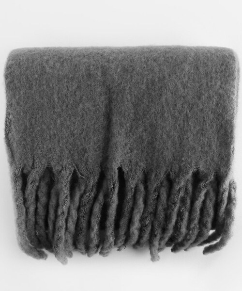 DHOLIC（ディーホリック）の「ソフトフリンジロングマフラー（マフラー・レディース・グリーン/ブルー/ピンク/パープル/レッド/その他/グレー/イエロー・FREE）」の2枚目の写真