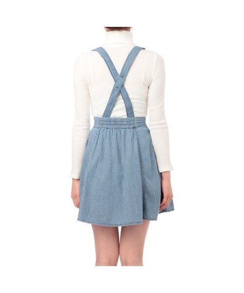 OZOC（オゾック）の「フレアデニムジャンパースカート（スカート・レディース・ブルー系・M）」の5枚目の写真