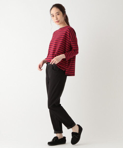 studio CLIP（スタディオクリップ）の「ストレッチサテン裏起毛スリムパンツ（パンツ・ブラック/ベージュ/ブルー）」の4枚目の写真