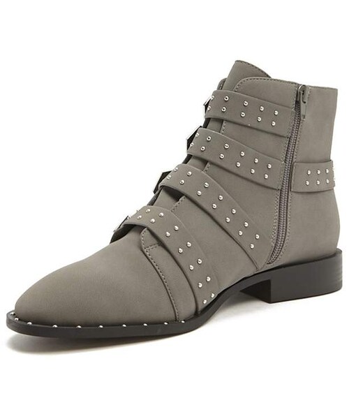 FOREVER 21（フォーエバー トゥエンティーワン）の「Forever 21 Studded Faux Leather Booties（ブーツ・レディース・Black/Gray・5.5/6/7/7.5/10/8/9）」の5枚目の写真