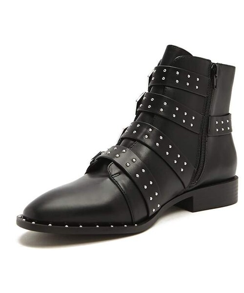FOREVER 21（フォーエバー トゥエンティーワン）の「Forever 21 Studded Faux Leather Booties（ブーツ・レディース・Black/Gray・5.5/6/7/7.5/10/8/9）」の4枚目の写真