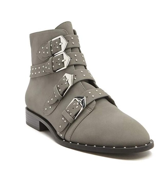 FOREVER 21（フォーエバー トゥエンティーワン）の「Forever 21 Studded Faux Leather Booties（ブーツ・レディース・Black/Gray・5.5/6/7/7.5/10/8/9）」の9枚目の写真