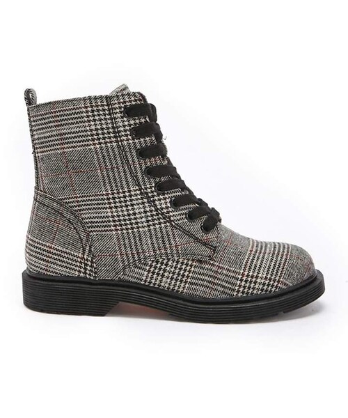 FOREVER 21（フォーエバー トゥエンティーワン）の「Forever 21 Glen Plaid Combat Boots（ブーツ
