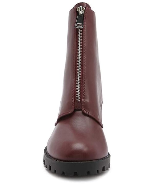 FOREVER 21（フォーエバー トゥエンティーワン）の「Forever 21 Faux Leather Ankle Boots（ブーツ・レディース・Red/Black/White・8/9/10/5.5/6/7/7.5）」の5枚目の写真