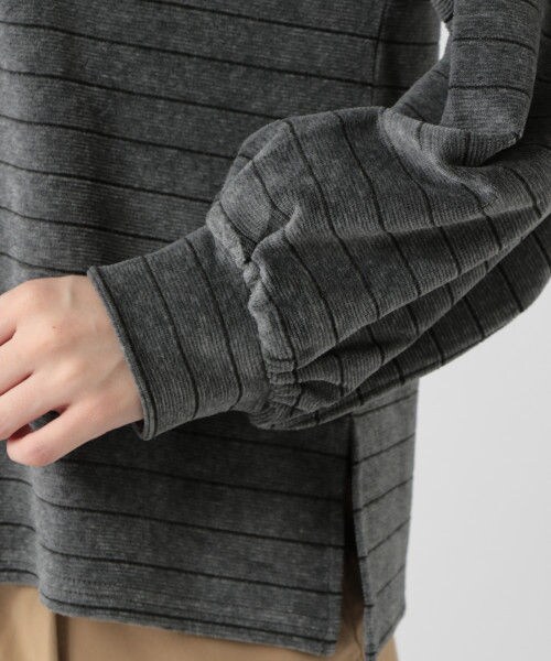 studio CLIP(スタディオクリップ)の「カットコールボーダーVネックプルオーバー(トップス・アイボリー×ホワイト/グレー/ボルドー/ブラウン)」の9枚目の写真