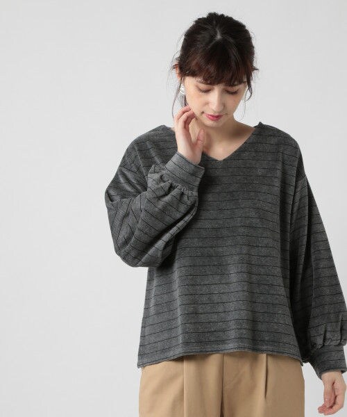 studio CLIP(スタディオクリップ)の「カットコールボーダーVネックプルオーバー(トップス・アイボリー×ホワイト/グレー/ボルドー/ブラウン)」の2枚目の写真