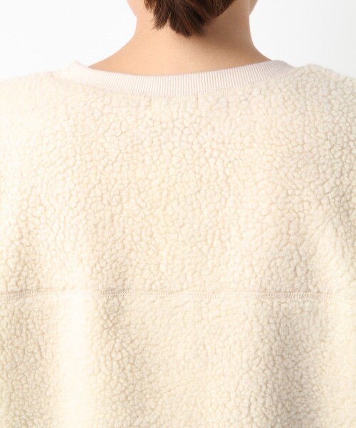 LEPSIM（レプシィム）の「ボアクループルオーバー／ＬＳ（トップス・アイボリー/チャコールグレー/モカ）」の16枚目の写真