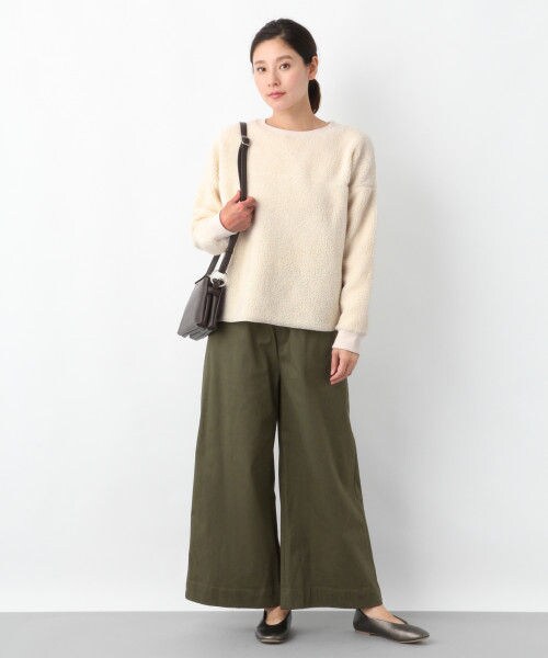 LEPSIM（レプシィム）の「ボアクループルオーバー／ＬＳ（トップス・アイボリー/チャコールグレー/モカ）」の5枚目の写真