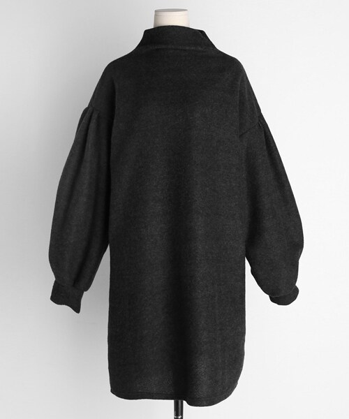 DHOLIC（ディーホリック）の「起毛ハイネックパフスリーブワンピース（ワンピース・レディース・ブラウン/グレー/ピンク・FREE）」の2枚目の写真