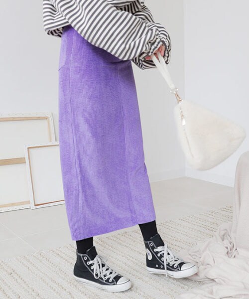DHOLIC（ディーホリック）の「コーデュロイスリットロングスカート（スカート・レディース・イエロー/パープル/ベージュ・FREE）」の3枚目の写真