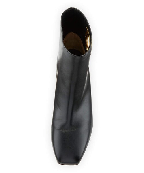 FERRAGAMO(フェラガモ)の「Salvatore Ferragamo Gancio Leather Ankle Booties(ブーツ・レディース・Black・6b / 36eu/9.5b / 39.5eu/8b / 38eu/7b / 37eu/9b / 39eu/6.5b / 36.5eu)」の5枚目の写真