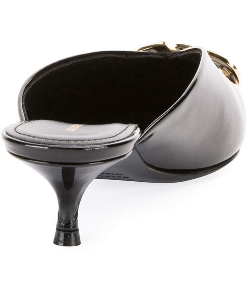 BALENCIAGA（バレンシアガ）の「Balenciaga BB Knife Patent Kitten-Heel Mules（サンダル・レディース・Black・6.5b / 36.5eu/8b / 38eu/8.5b / 38.5eu/5.5b / 35.5eu/7b / 37eu/6b / 36eu/9.5b / 39.5eu/9b / 39eu/7.5b / 37.5eu/10b / 40eu/10.5b / 40.5eu/5b / 35eu）」の2枚目の写真