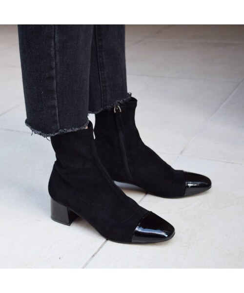 no brand(ノーブランド)の「Black Straight Denim(デニムパンツ・レディース・その他)」の6枚目の写真