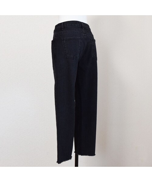 no brand(ノーブランド)の「Black Straight Denim(デニムパンツ・レディース・その他)」の8枚目の写真